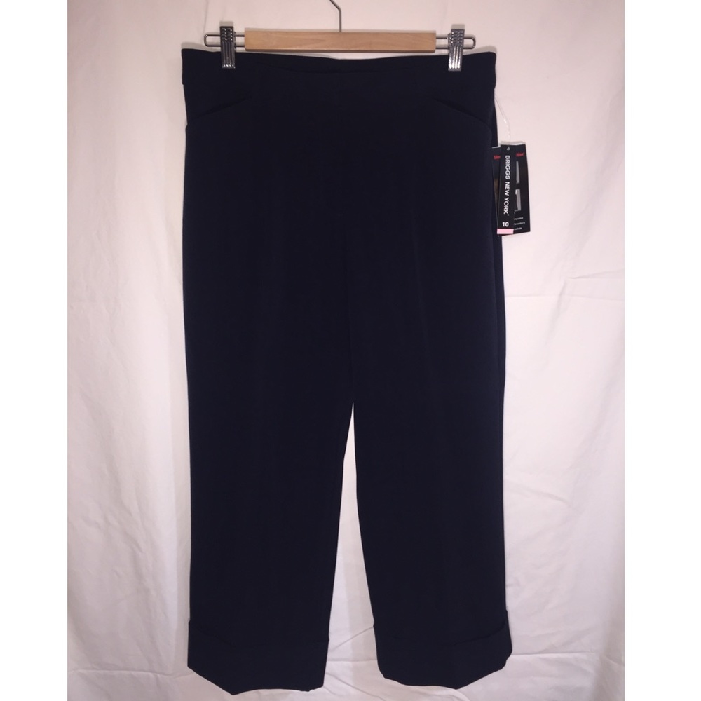 Briggs New York Navy blue capris slacks size 10